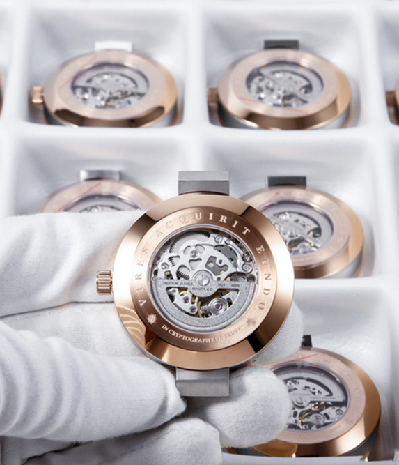 Focus On High-end Stainless Steel Watch With Both Quartz & Mechanical Movements